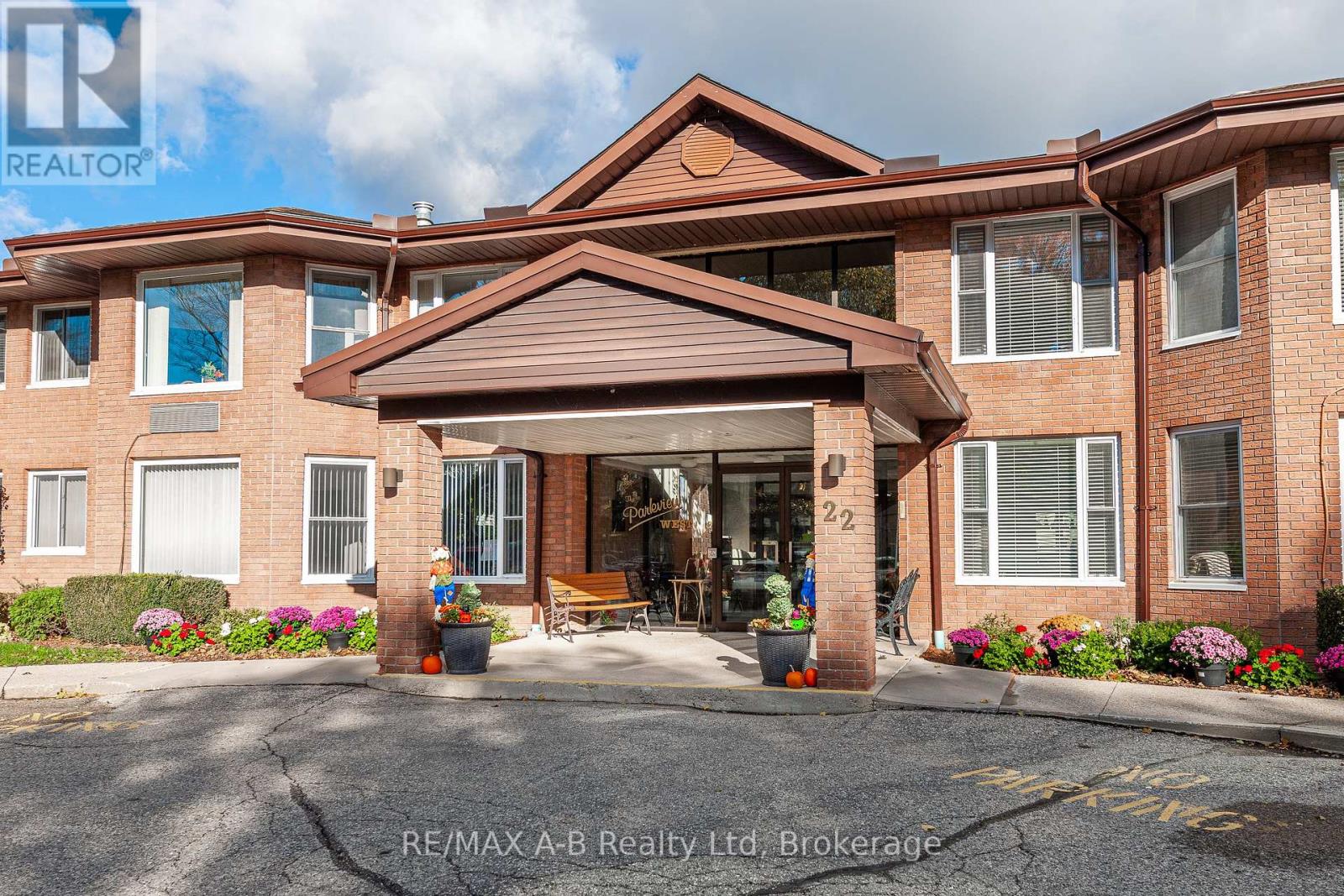104 - 22 ST. ANDREW STREET N, St. Marys