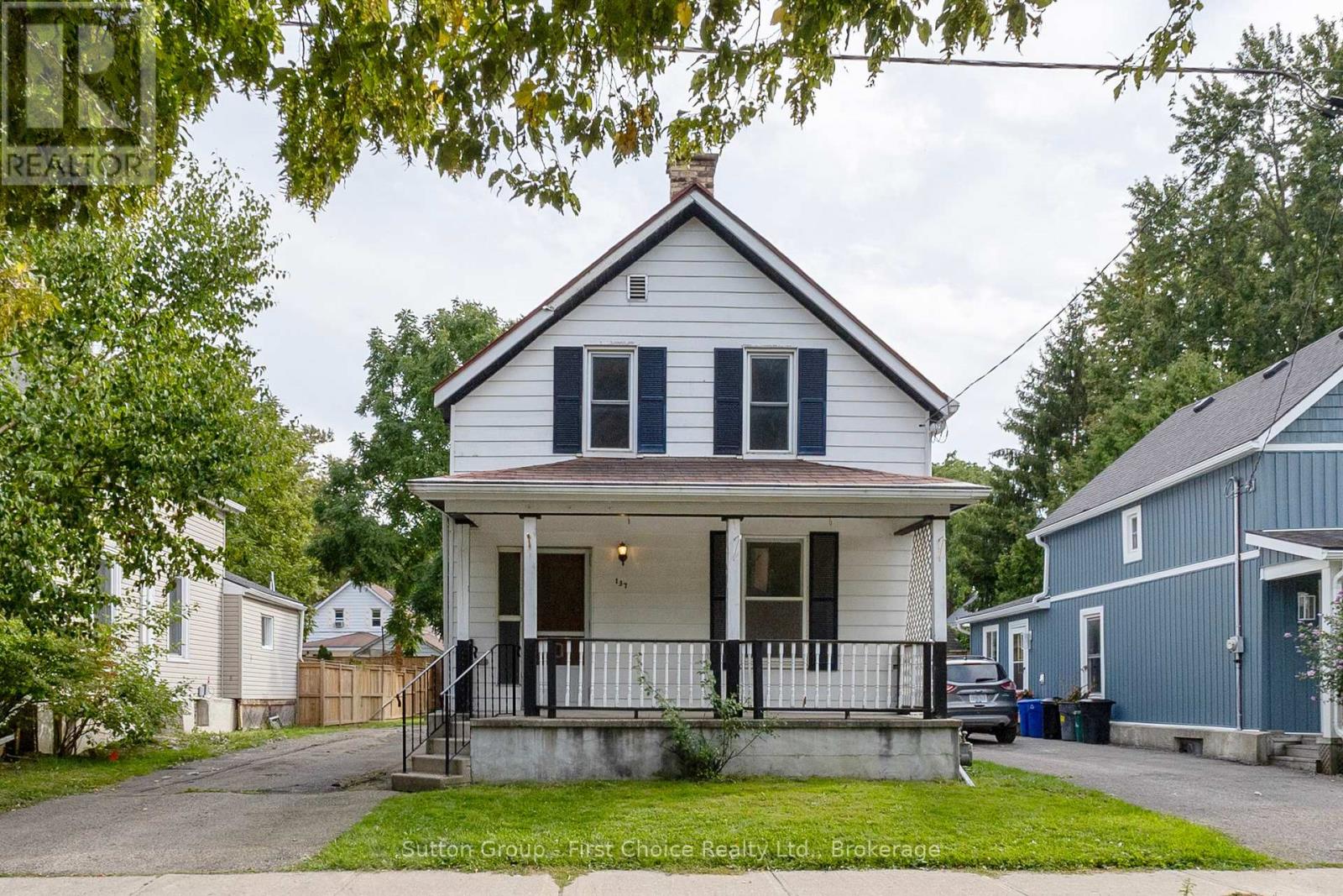 137 REBECCA STREET, Stratford