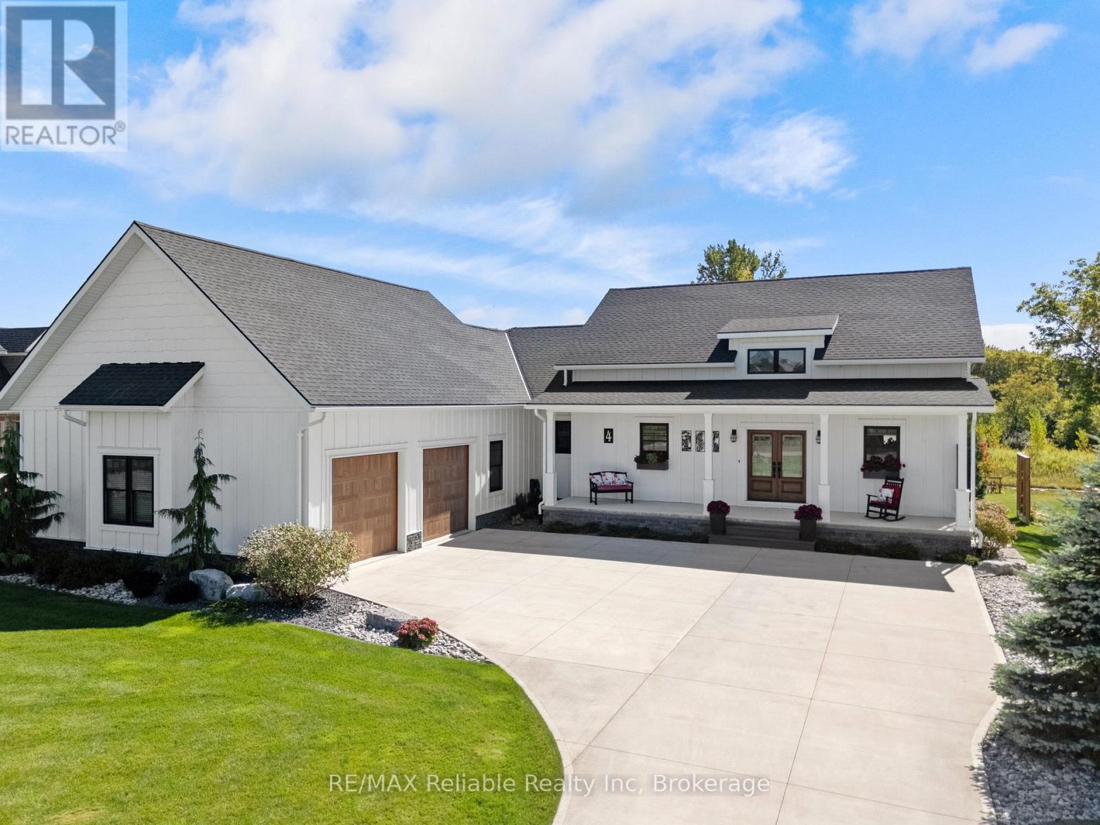 4 FAWN CREEK LANE, Bluewater (Bayfield)