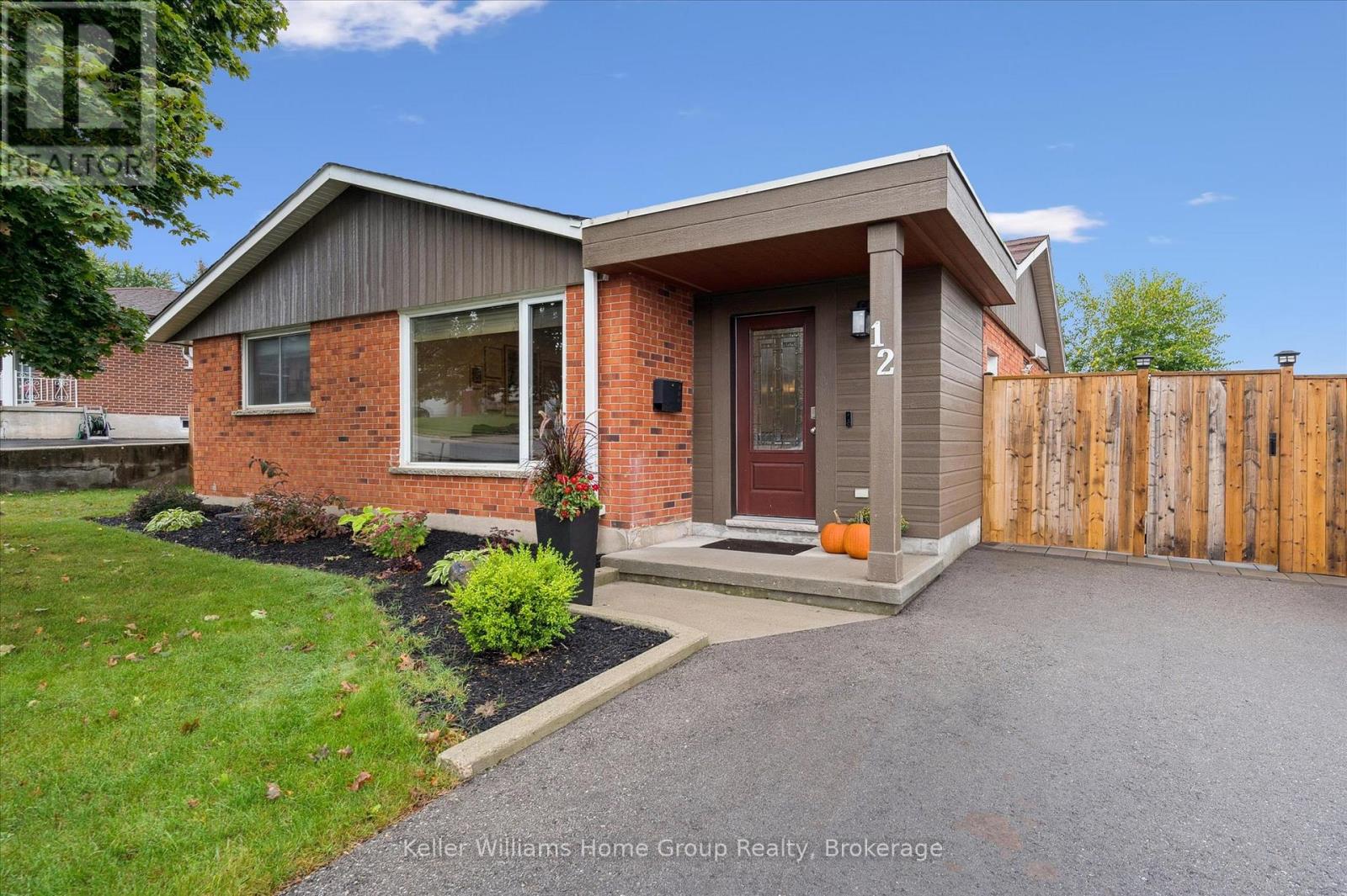 12 GREENBRIER ROAD, Cambridge