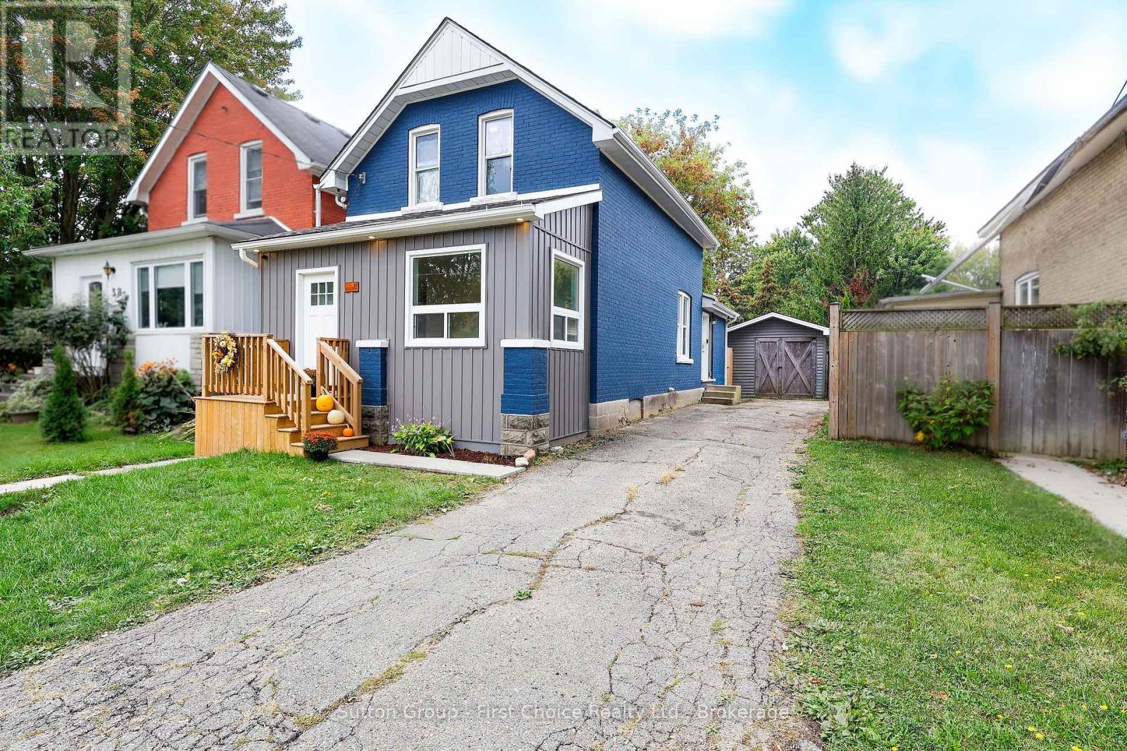 36 MCNAB STREET, Stratford