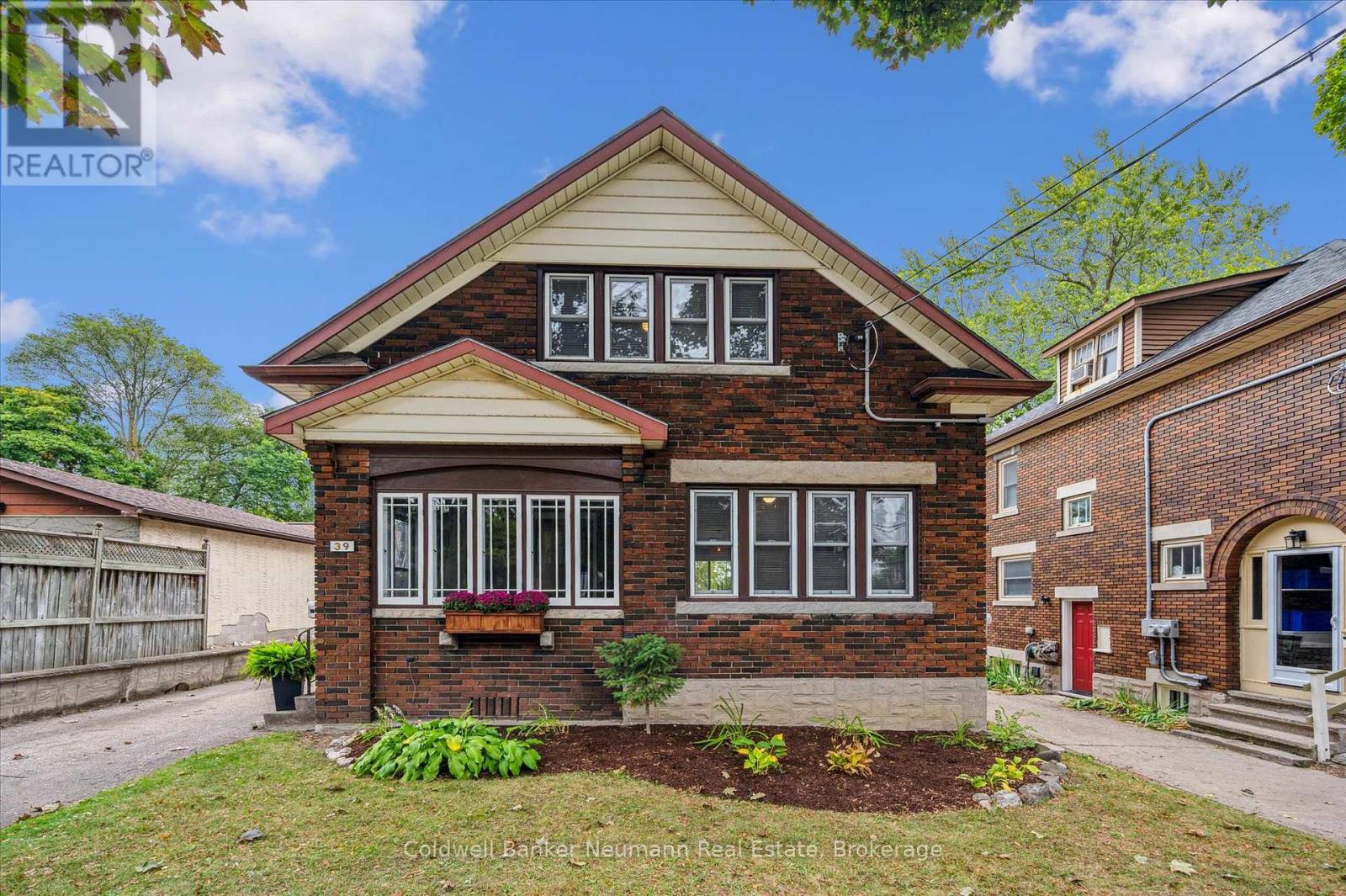 39 AGNES STREET, Kitchener