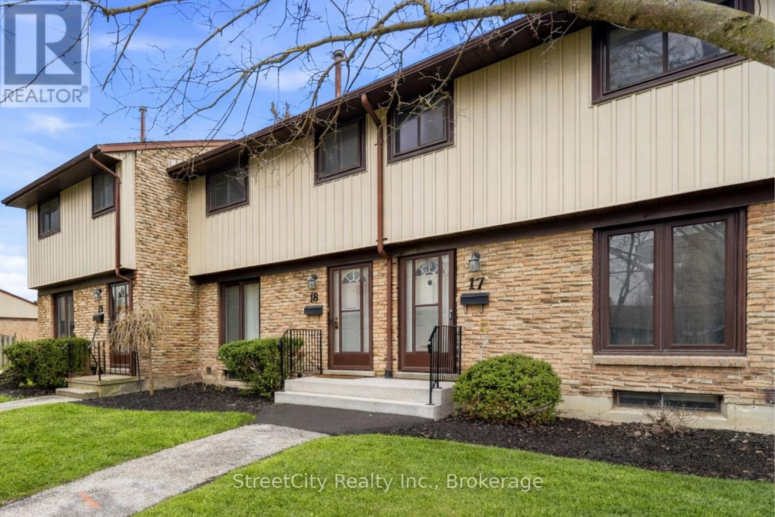 17 - 91 AVONWOOD DRIVE, Stratford