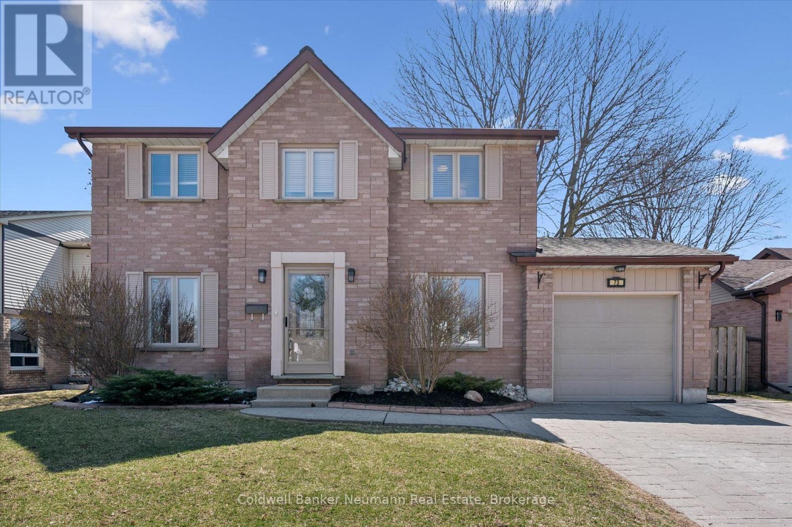 73 PATHFINDER CRESCENT, Kitchener