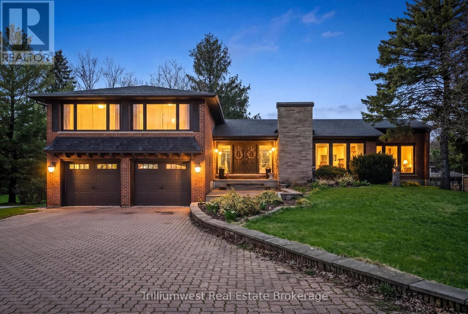 1512 MANNHEIM ROAD, Wilmot