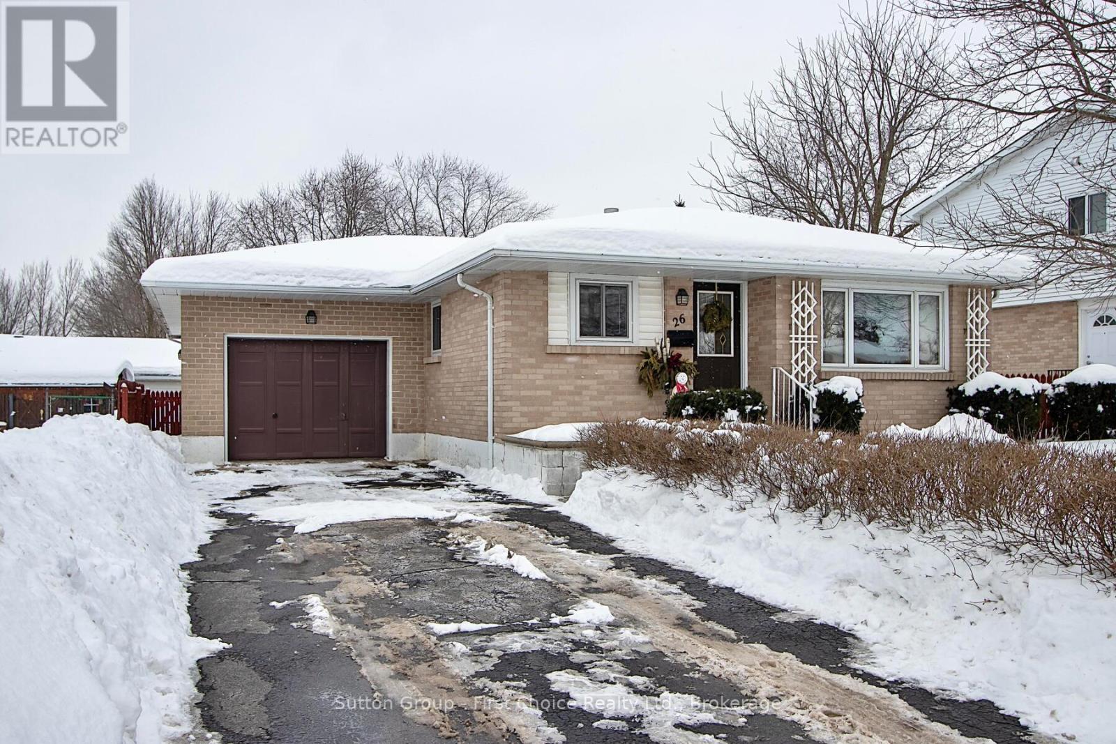 26 MAPLE AVENUE, Stratford