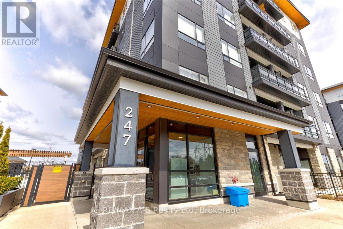 SUITE 109B - 247 NORTHFIELD DRIVE E, Waterloo