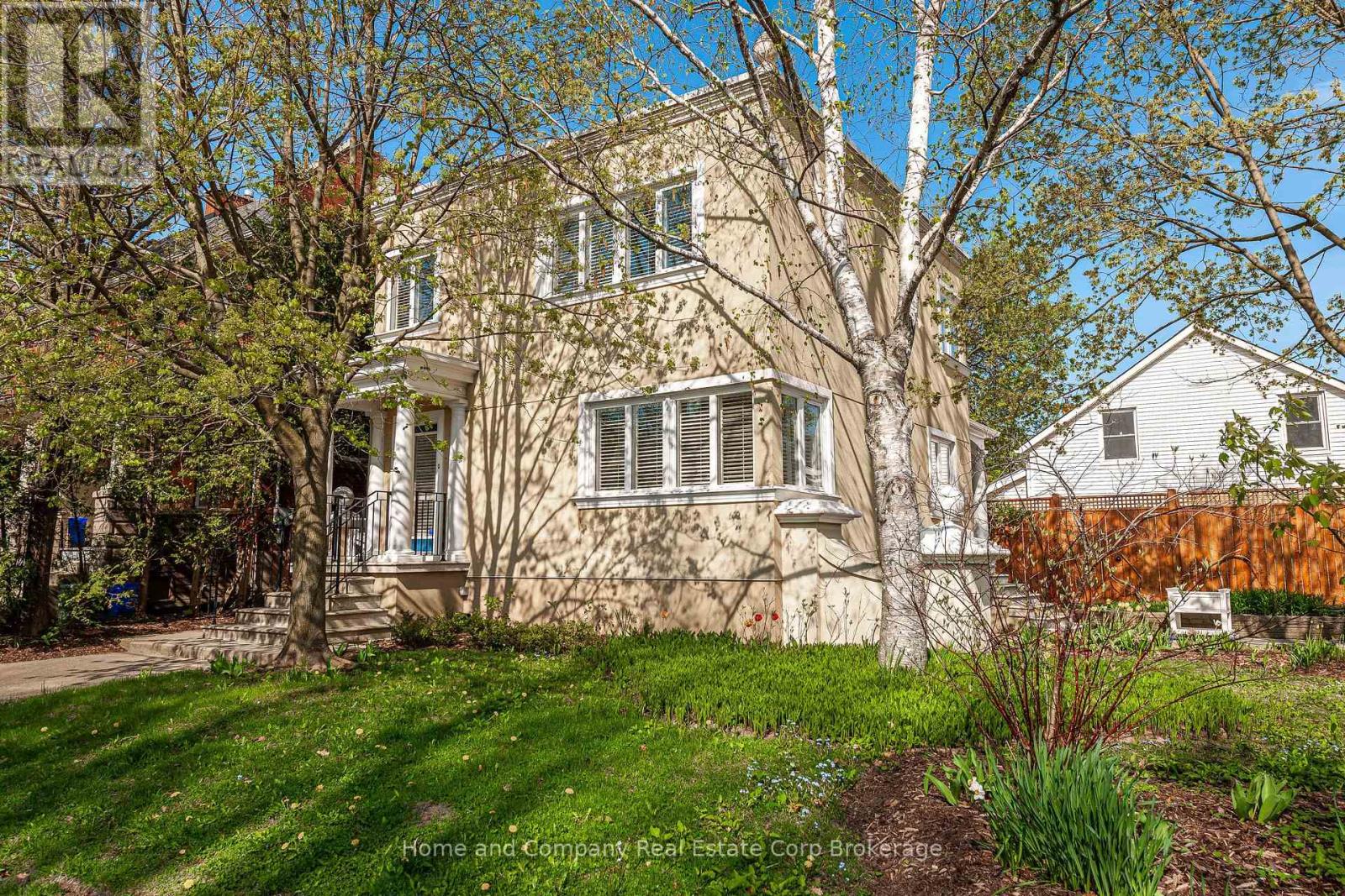 103 NILE STREET S, Stratford