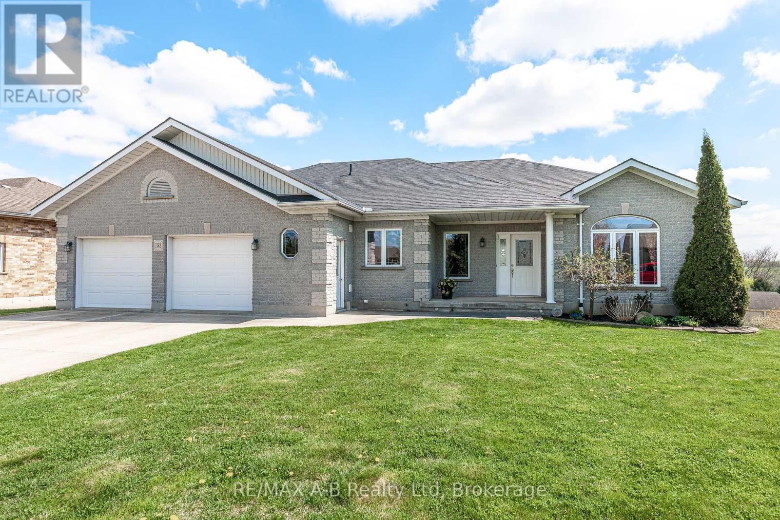 153 THAMESVIEW CRESCENT, St. Marys
