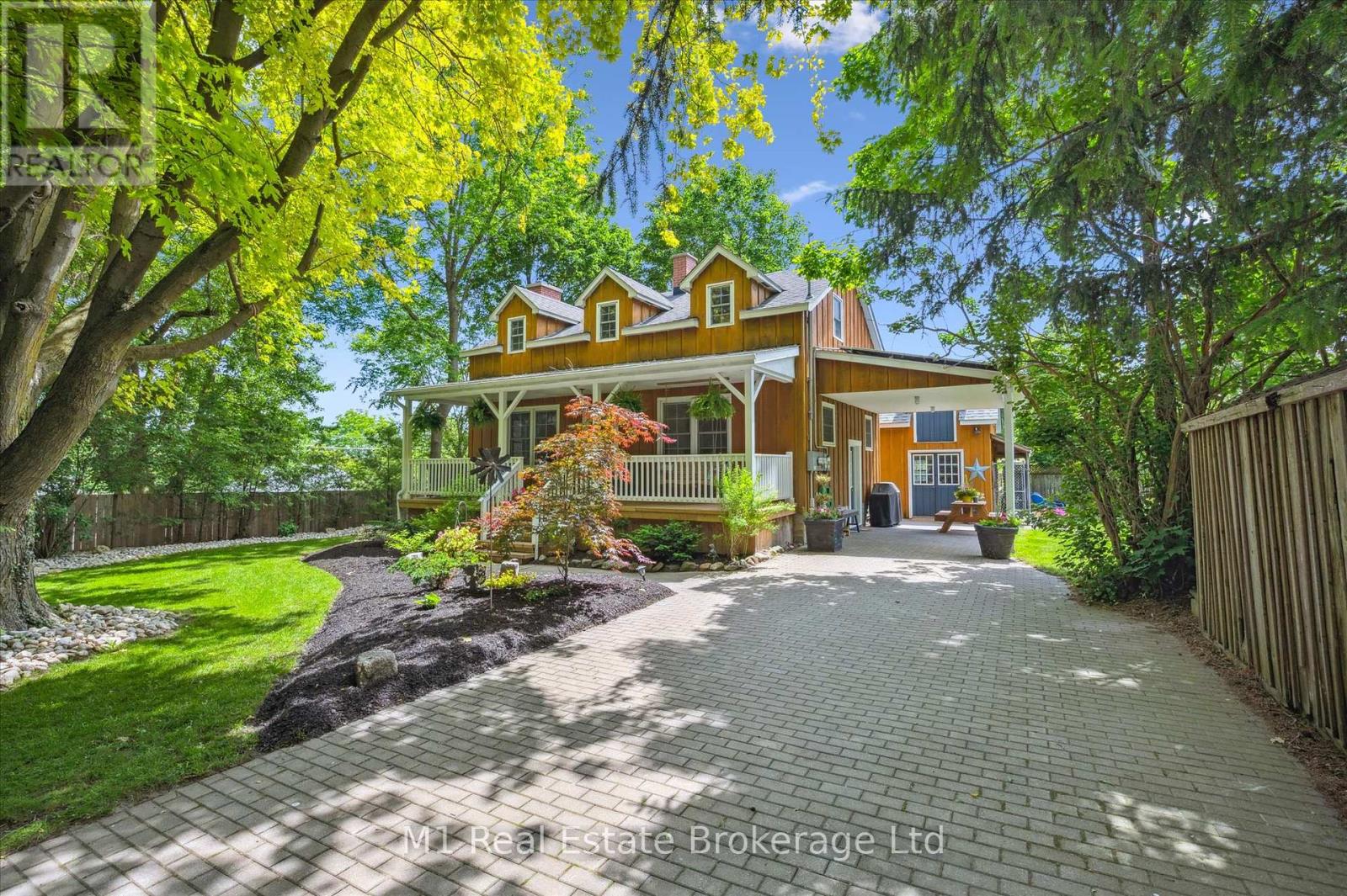 13 MAPLE STREET, Woolwich
