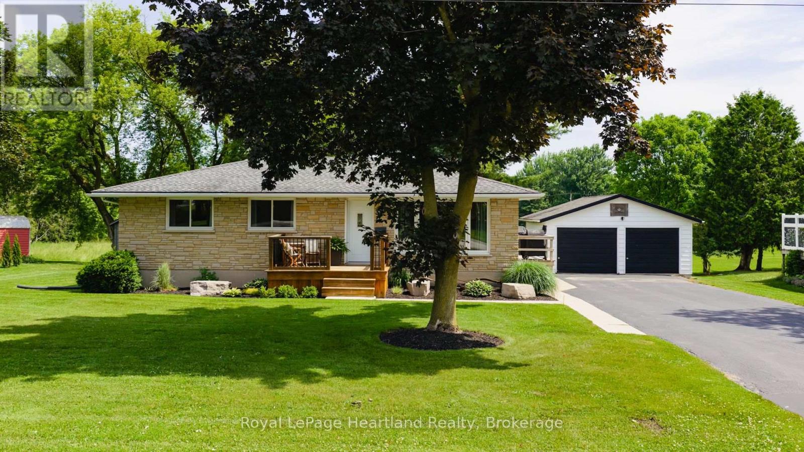 31 NORTH STREET N, Huron East (Egmondville)