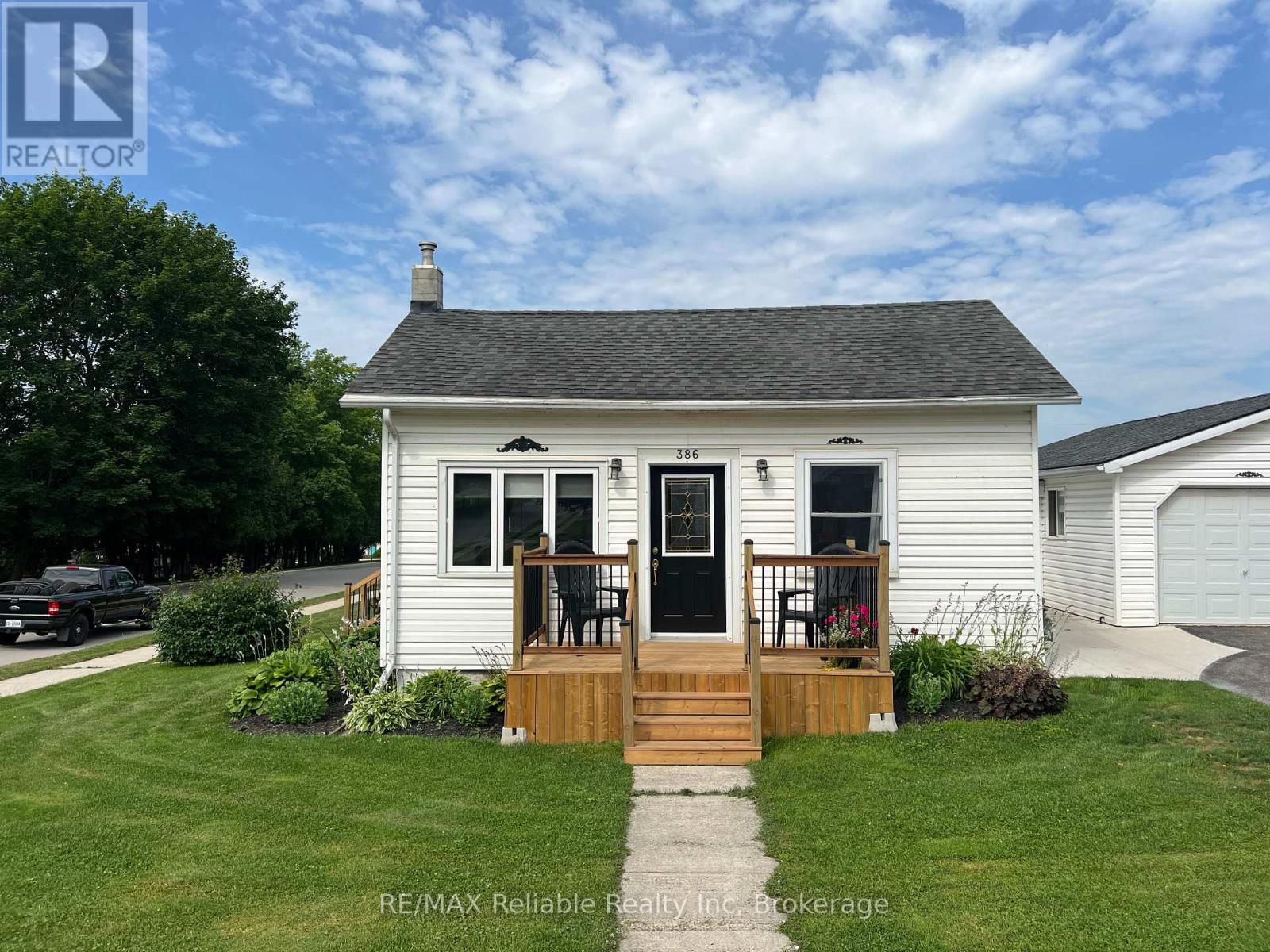 386 JAMES STREET, Central Huron (Clinton)