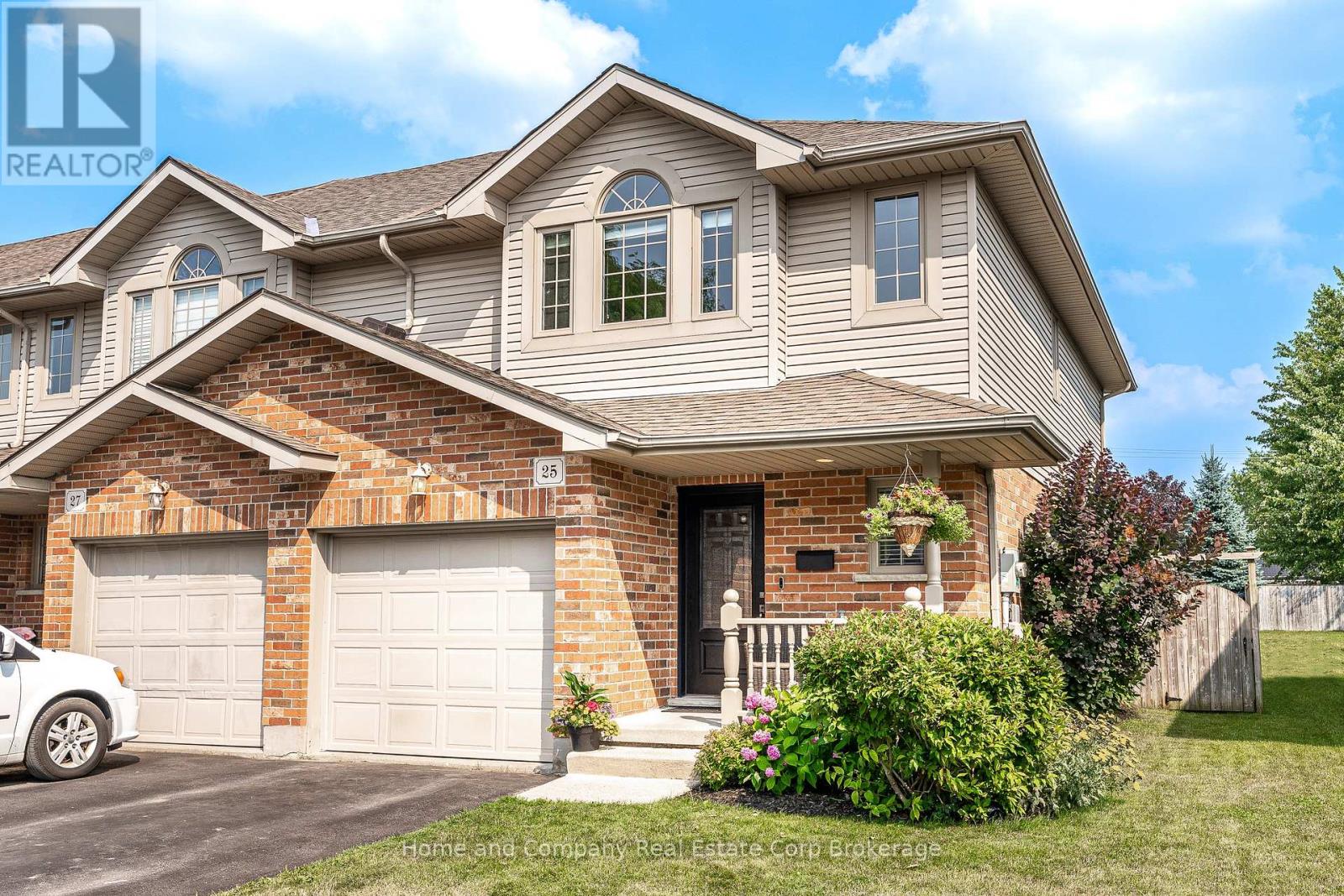 25 HYDE ROAD, Stratford