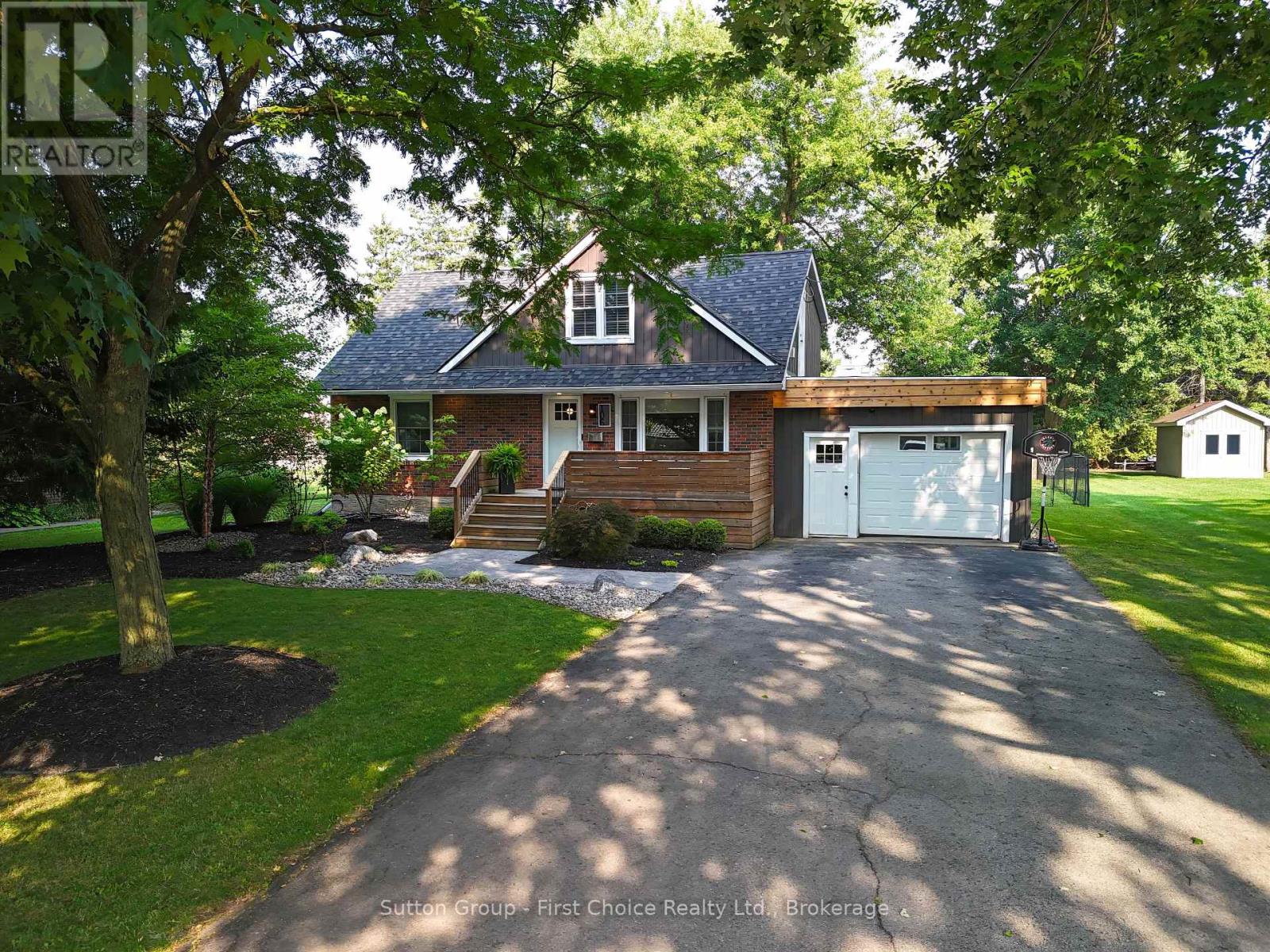 106 MATILDA STREET, Stratford