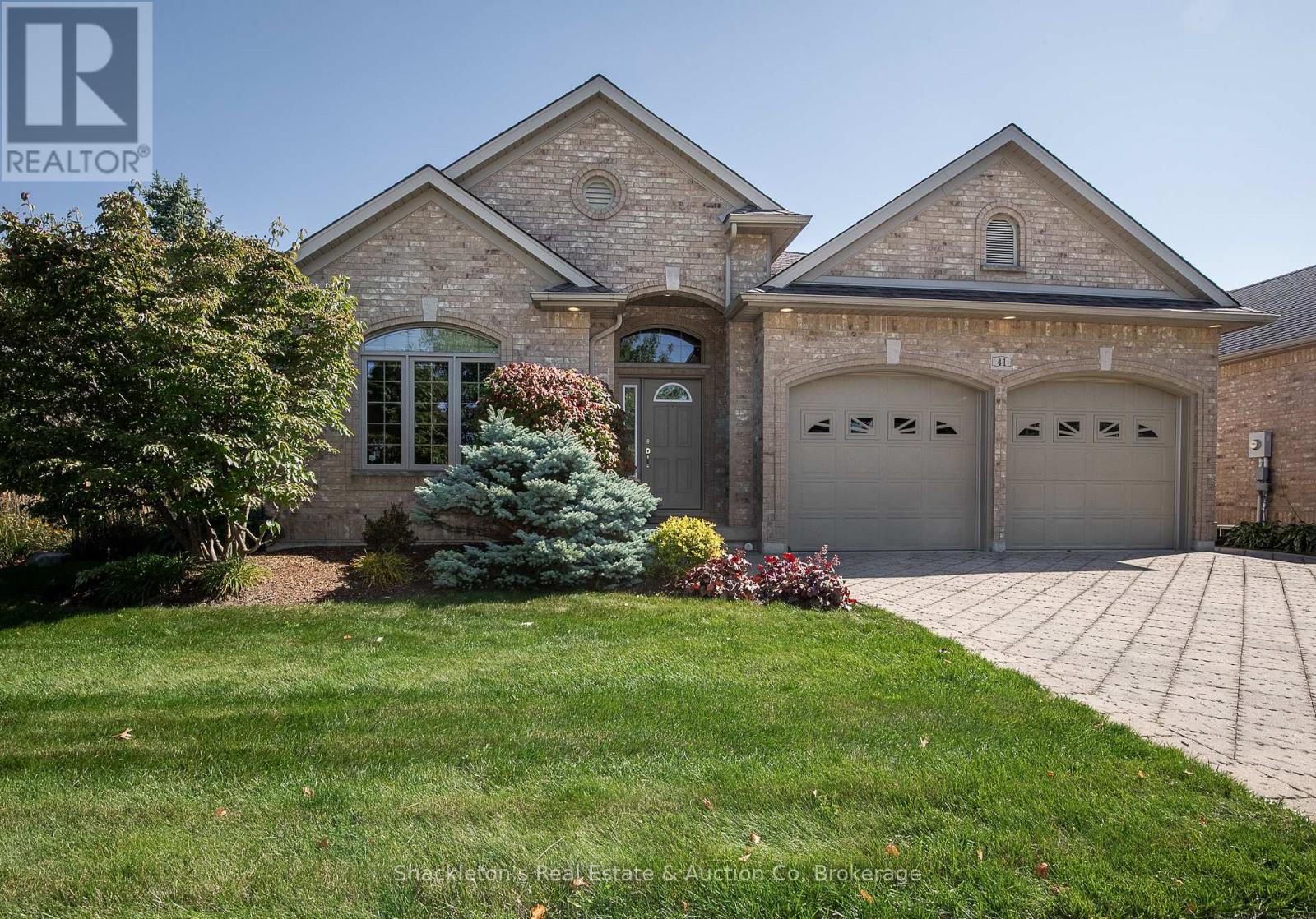 30 - 41 NORTH POINTE DRIVE, Stratford