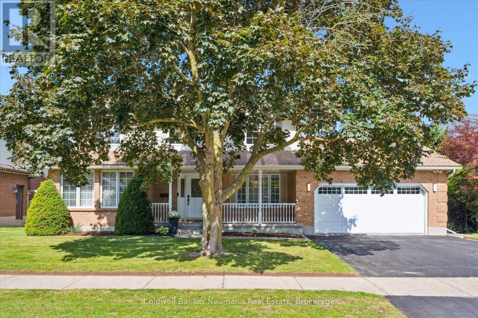 466 BRANSTONE DRIVE, Waterloo