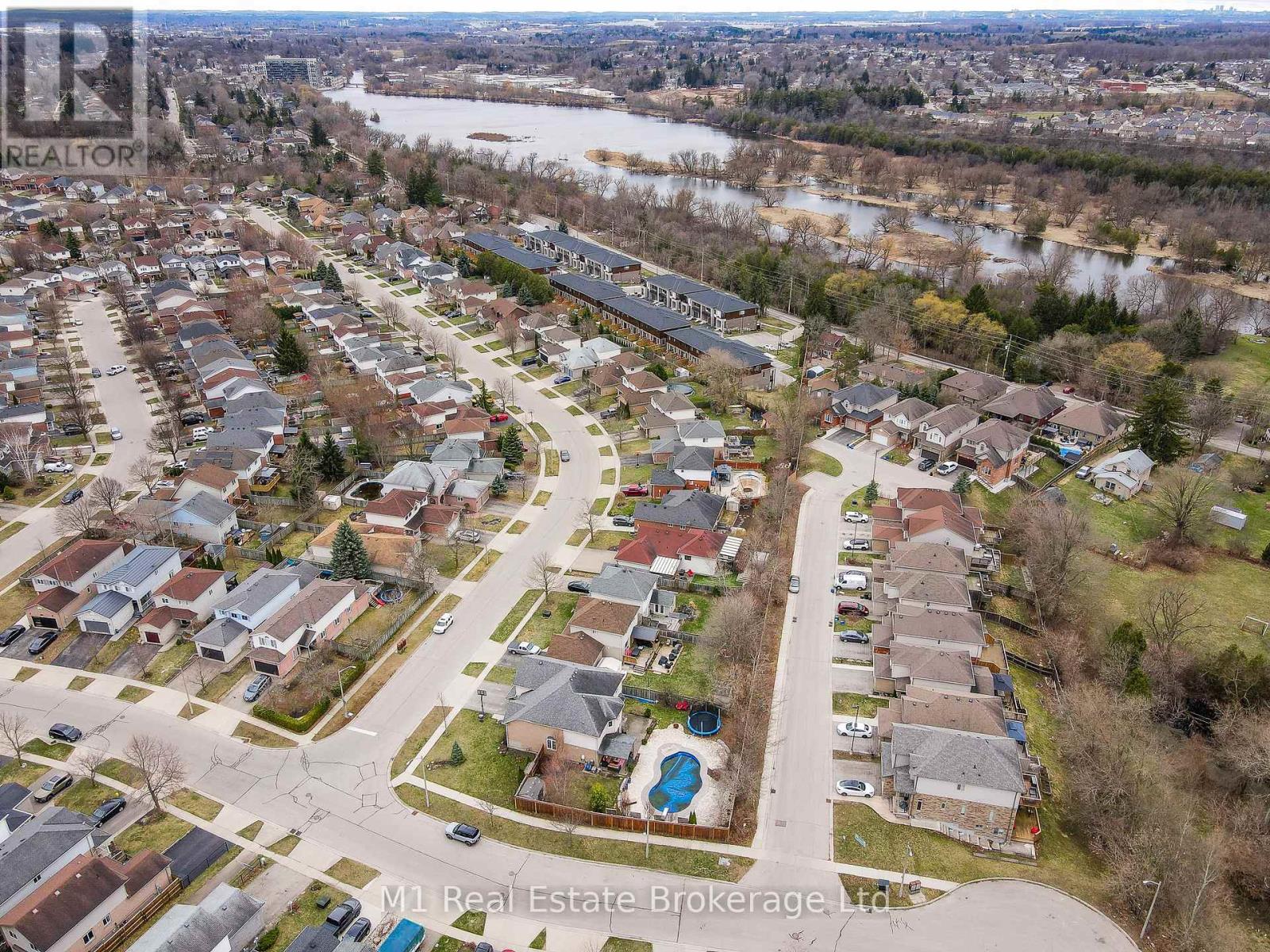 4 ENDEAVOUR DRIVE, Cambridge