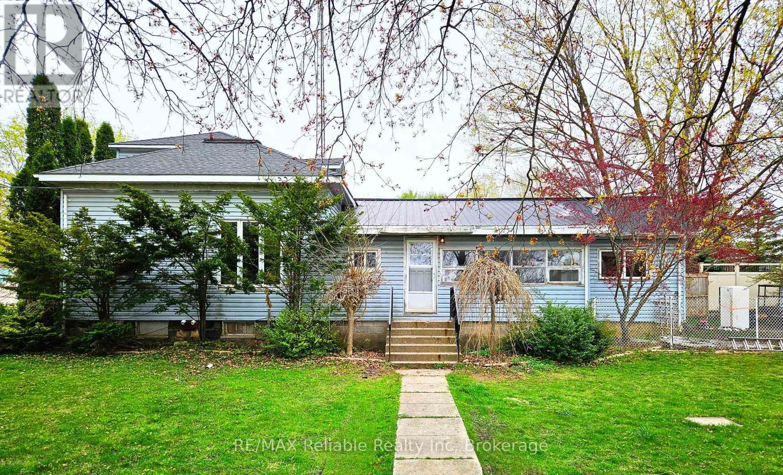 59 RATTENBURY STREET W, Central Huron (Clinton)