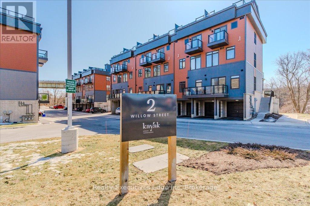 6 - 2 WILLOW STREET, Brant (Paris)