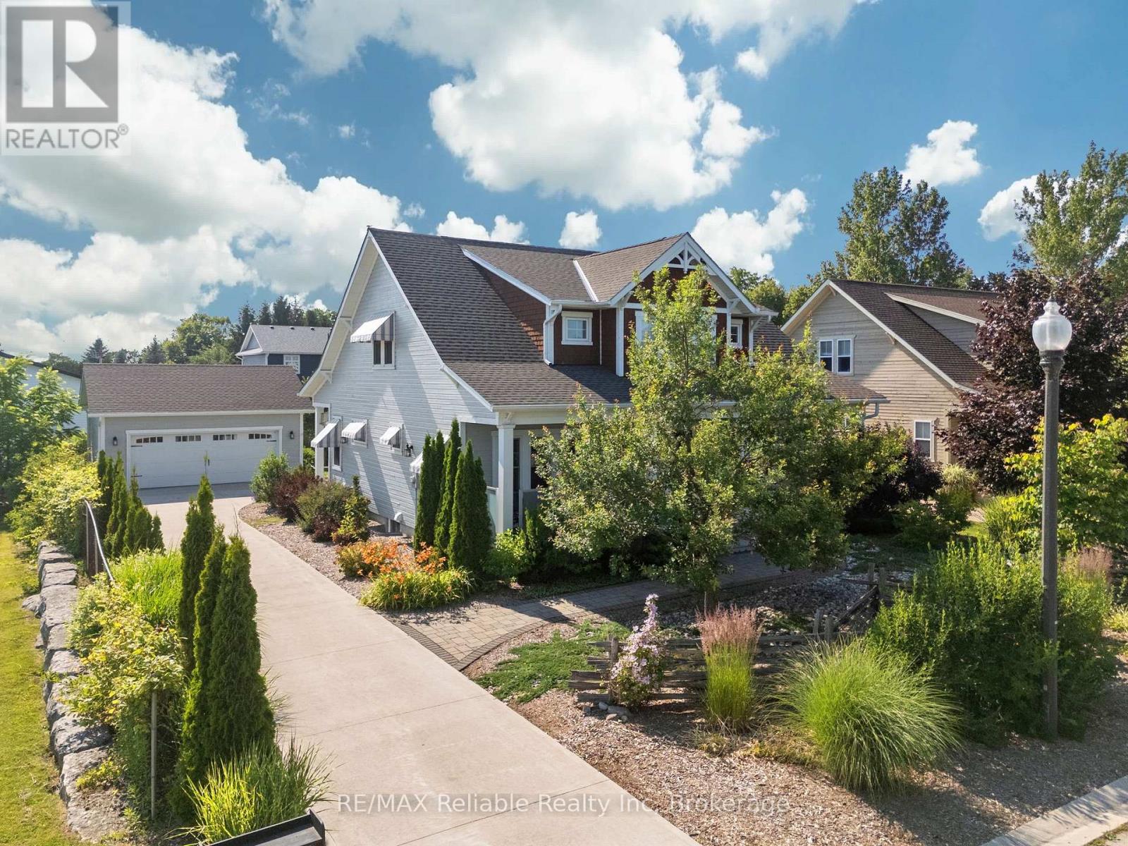 32 THIMBLEWEED DRIVE, Bluewater (Bayfield)