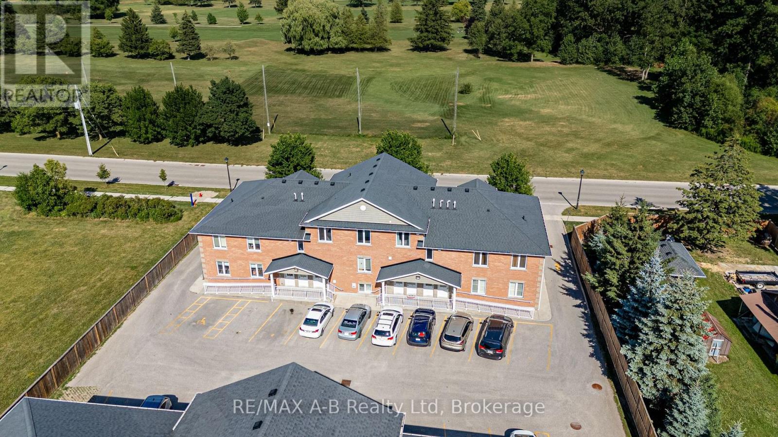 12 - 148 BORDEN STREET, Stratford