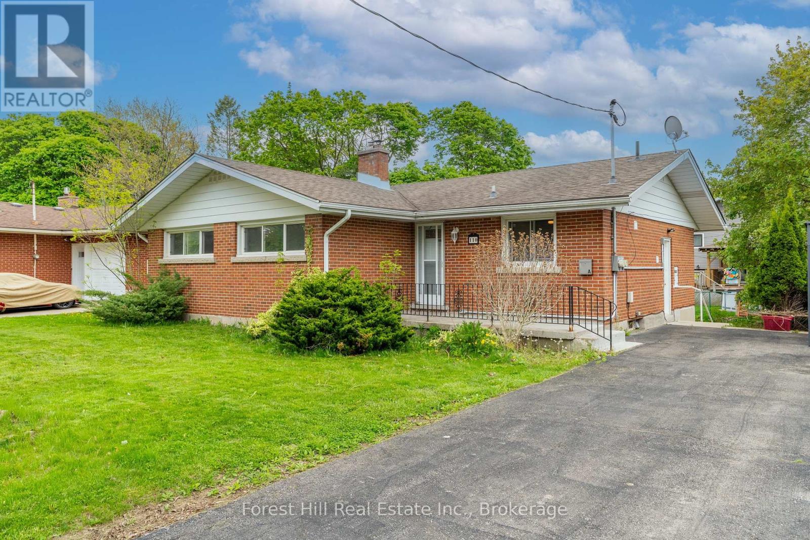110 STONYBROOK DRIVE, Kitchener