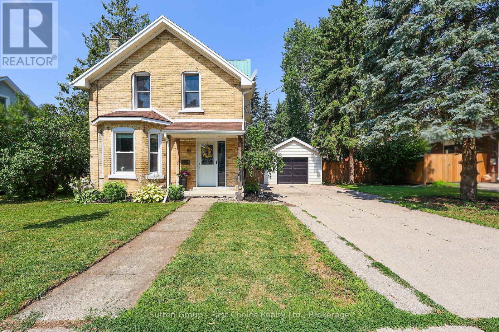 64 DUFFERIN STREET, Stratford