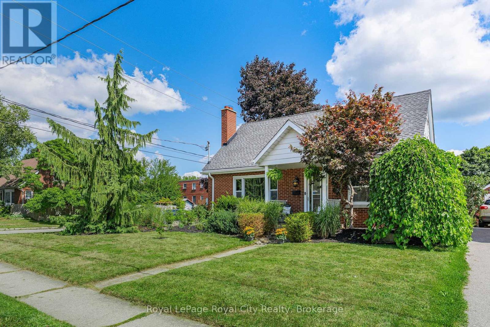 15 DUDHOPE AVENUE, Cambridge