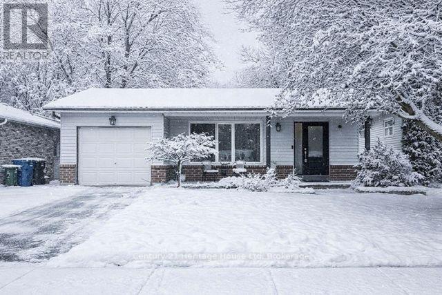 378 WEST ACRES DRIVE, Guelph (Willow West/Sugarbush/West Acres)