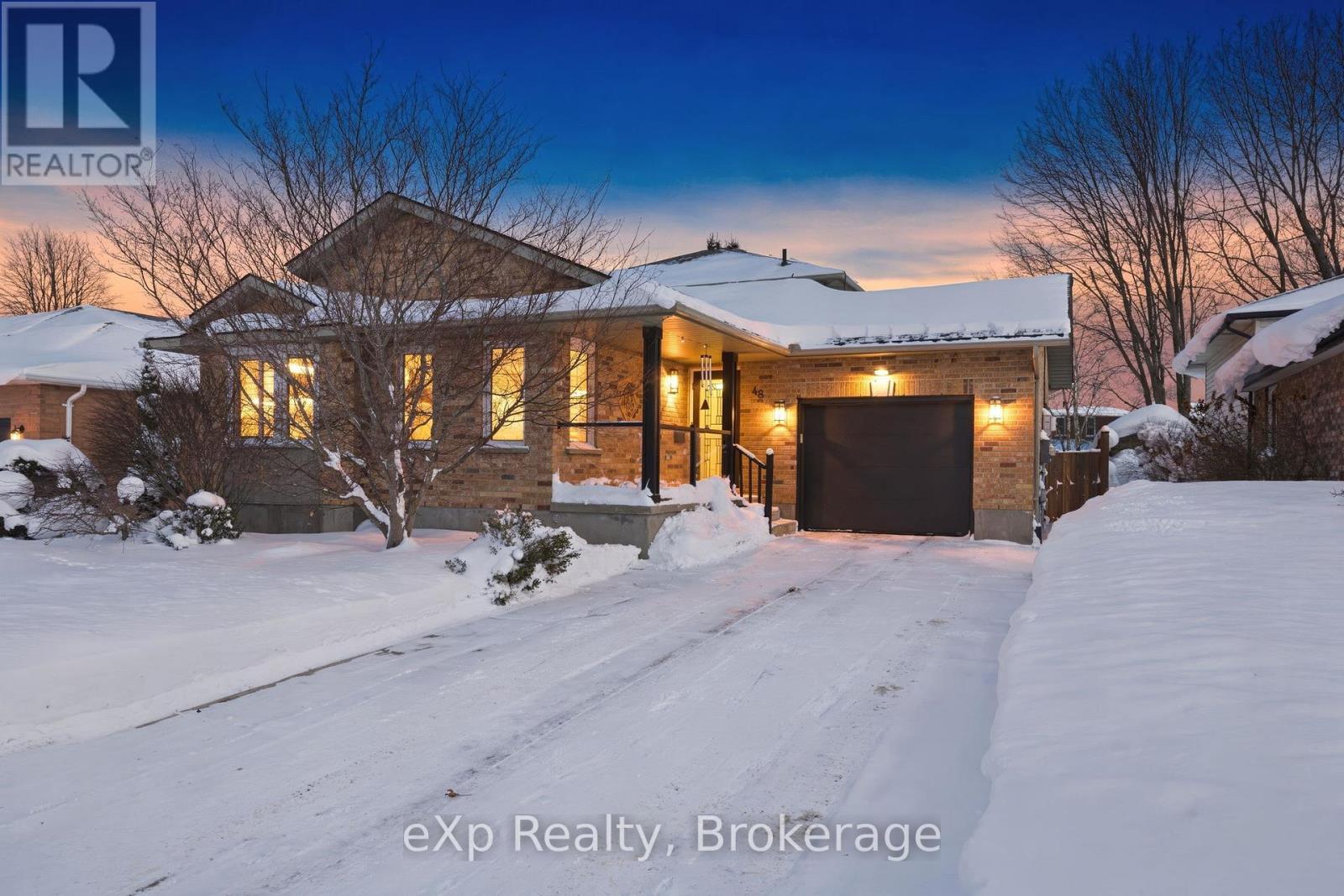 48 KILLORAN CRESCENT, Stratford