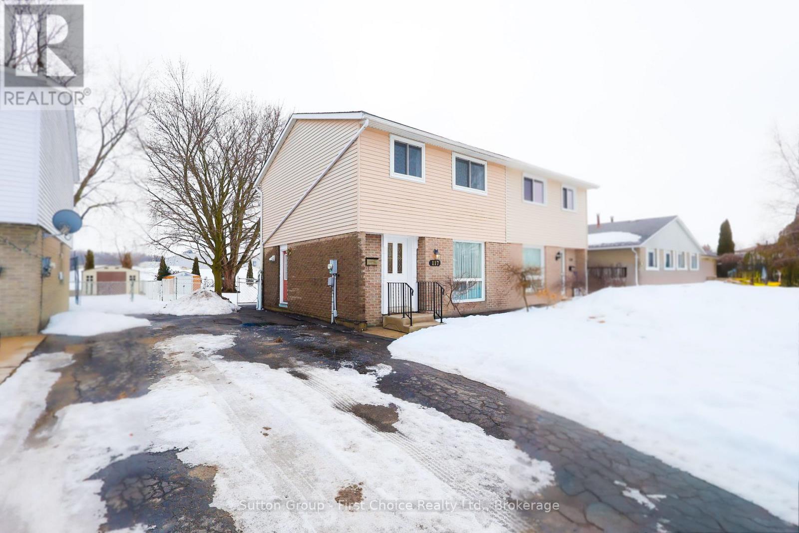 117 MAPLE AVENUE, Stratford