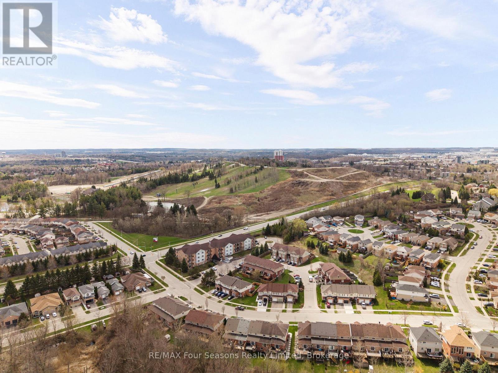 13 - 305 BRIARMEADOW DRIVE, Kitchener