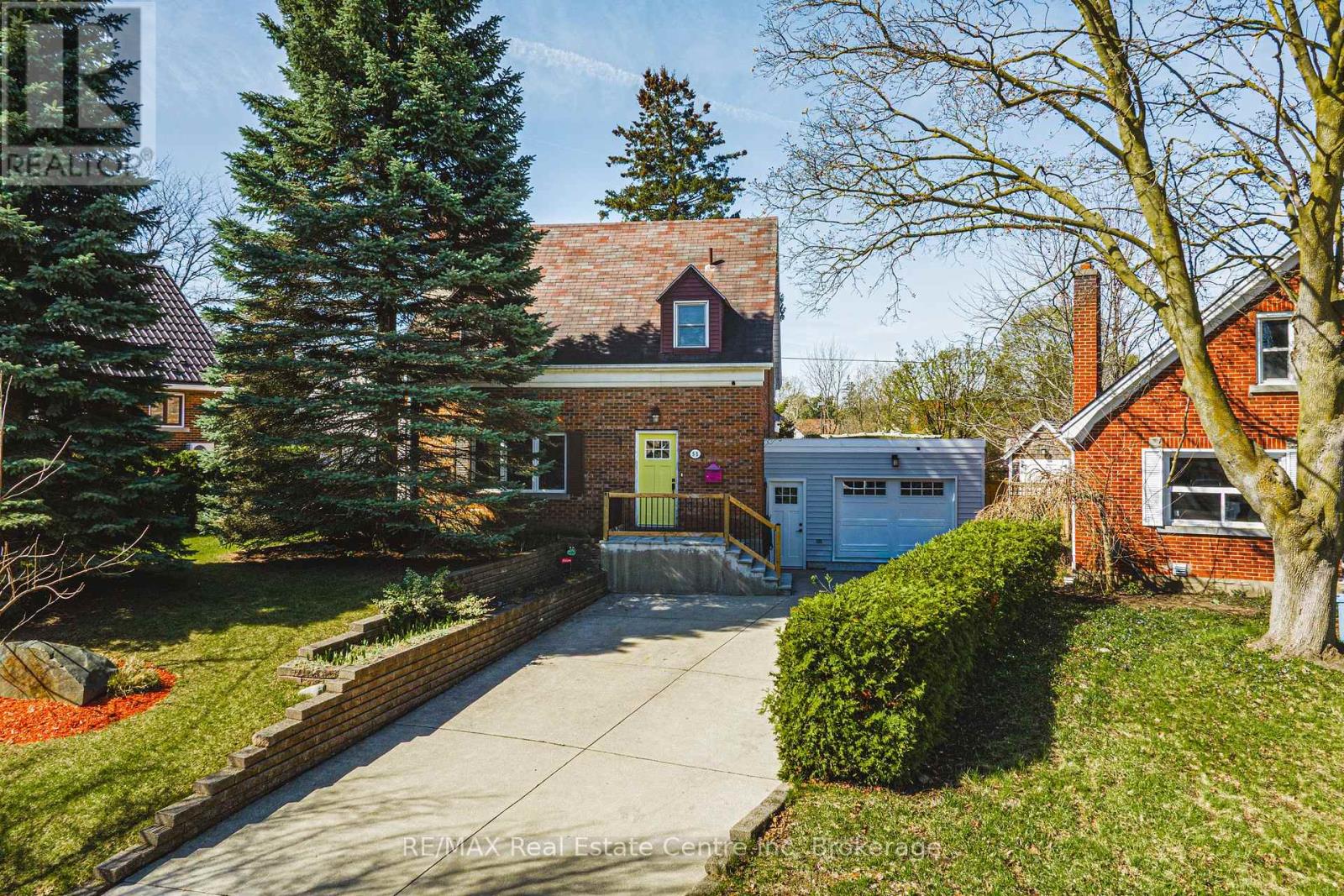 55 VANCAMP AVENUE, Kitchener