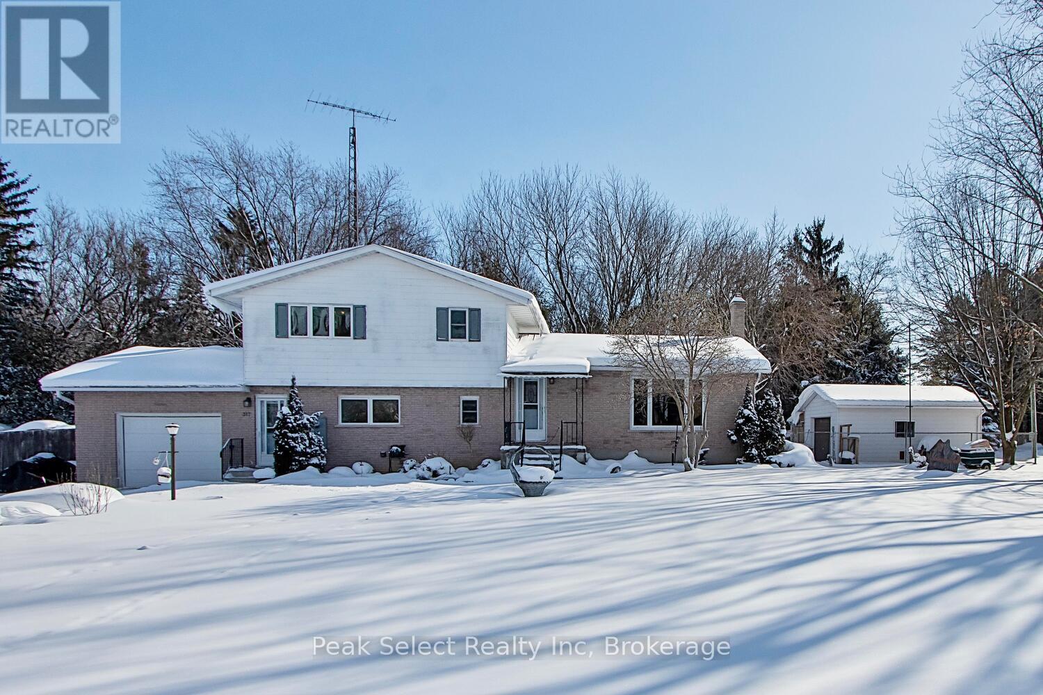 3393 145 ROAD, West Perth (61 - Fullarton Twp)