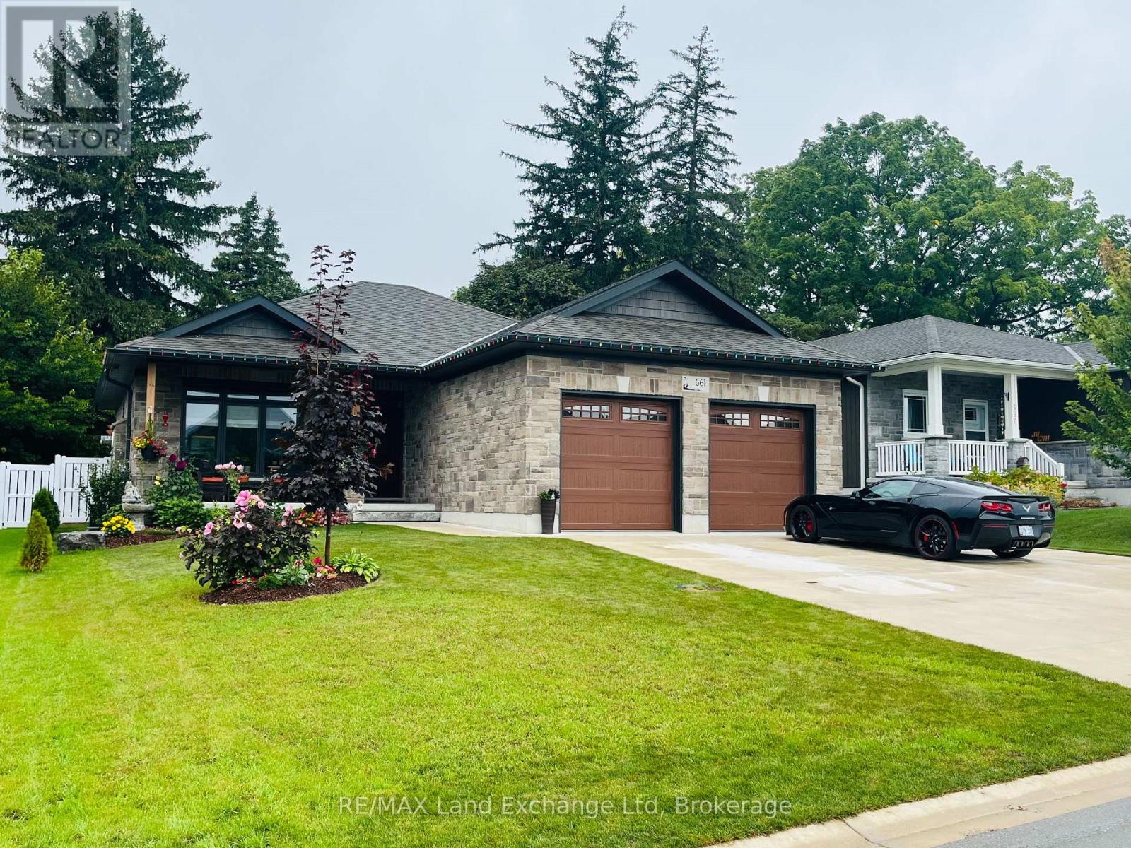 661 GLORIA STREET, North Huron (Blyth)