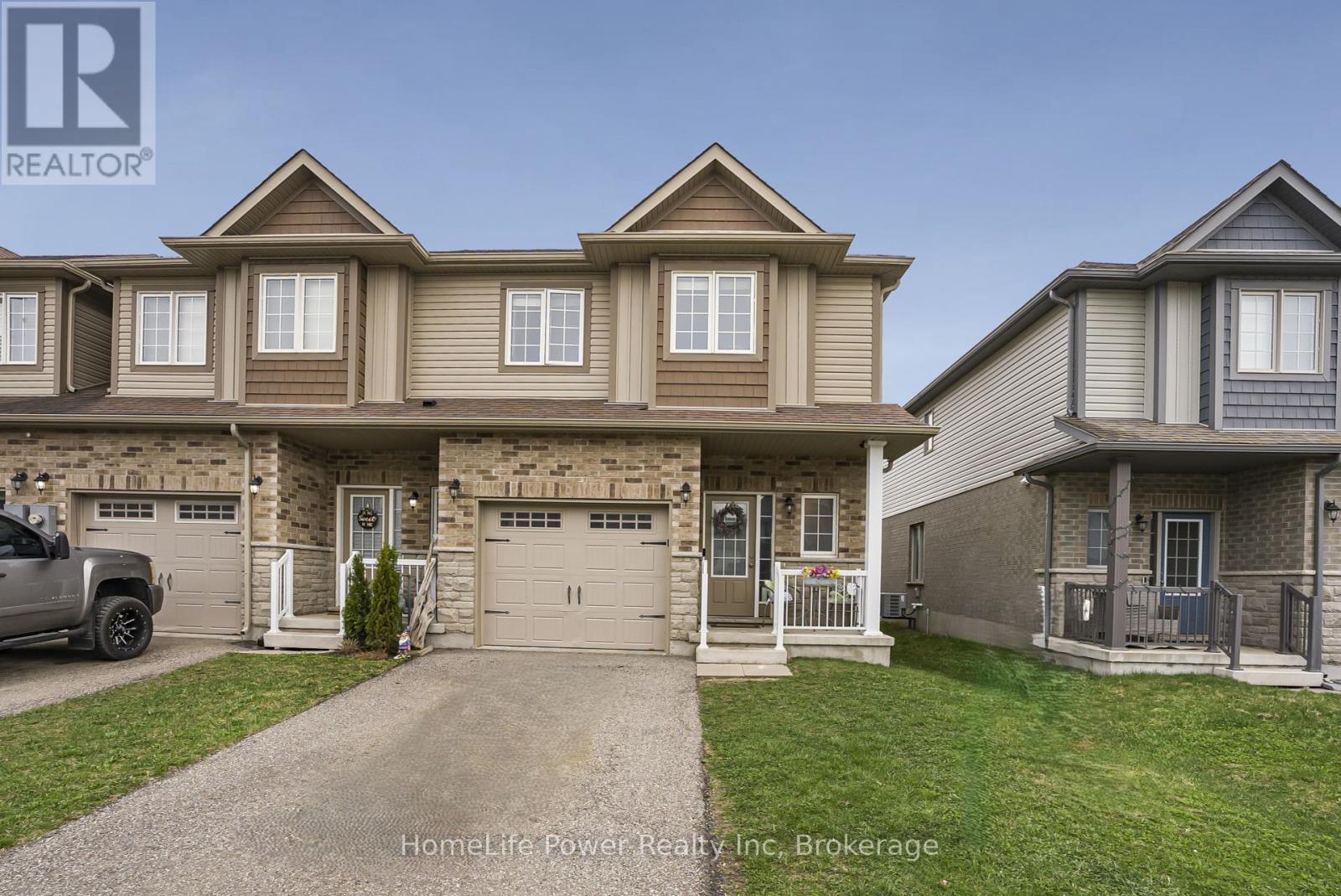 1458 CAEN AVENUE, Woodstock (Woodstock - North)