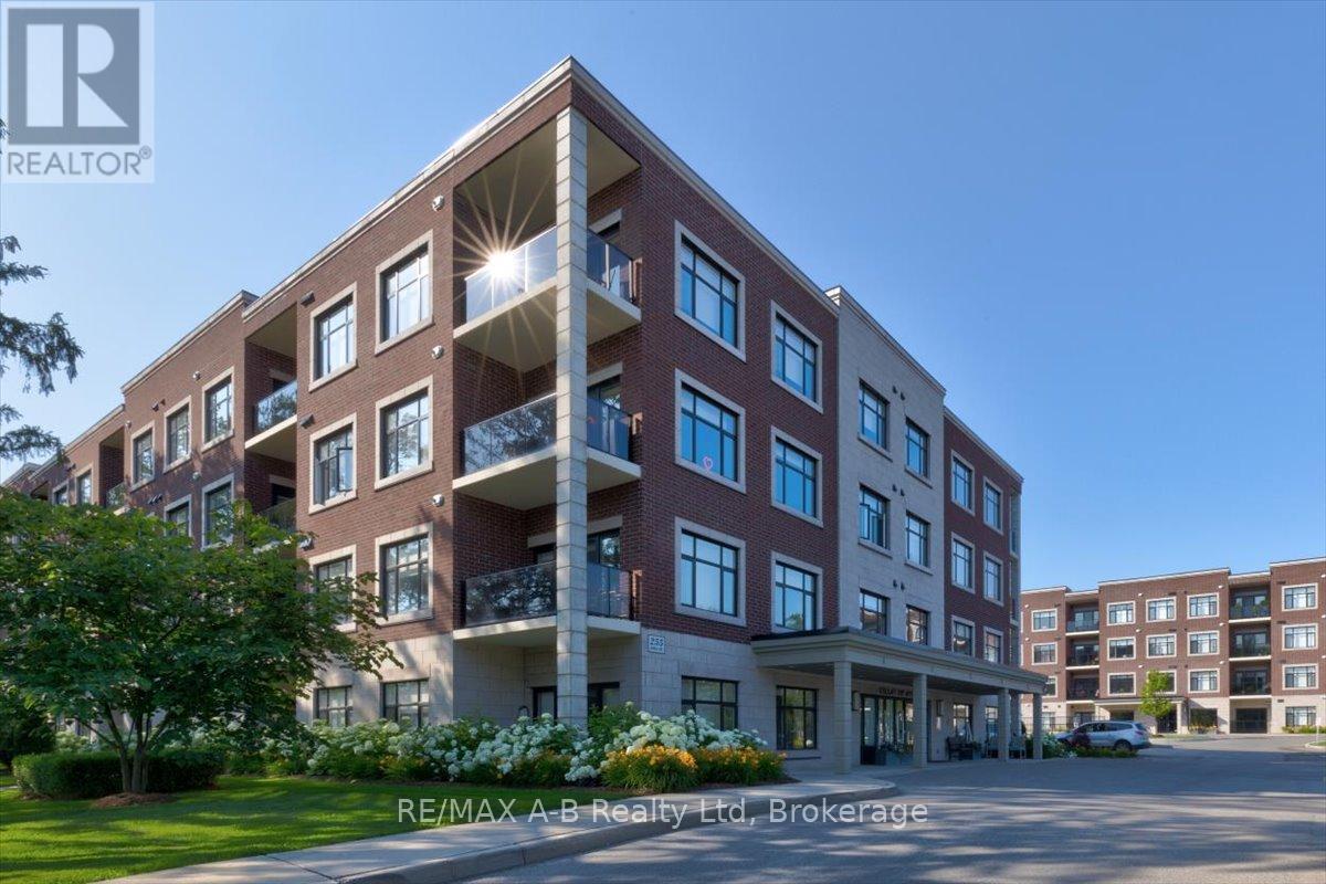 206 - 255 JOHN STREET N, Stratford