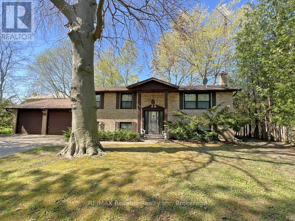39 MAIN STREET S, Bluewater (Bayfield)