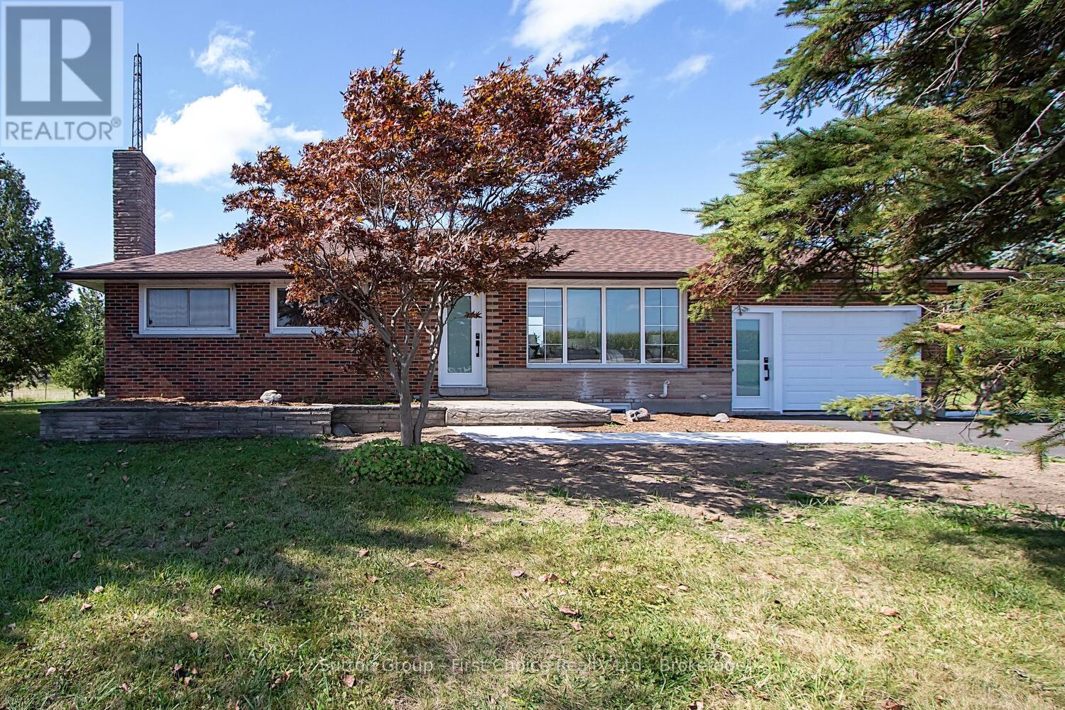 3552 ROAD 112, Perth East (South Easthope)