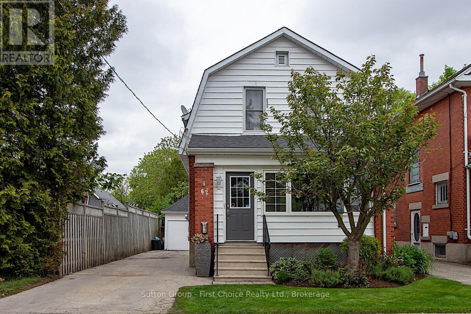 62 LOUISE STREET, Stratford