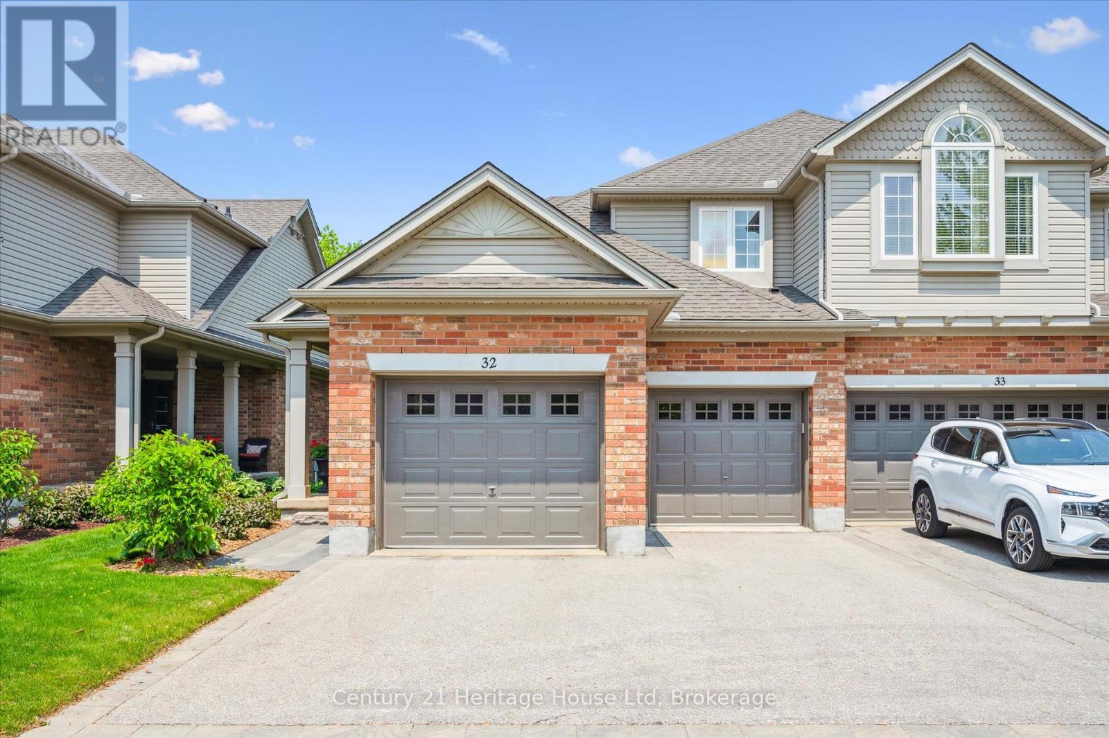 32 - 755 WILLOW ROAD, Guelph (Willow West/Sugarbush/West Acres)