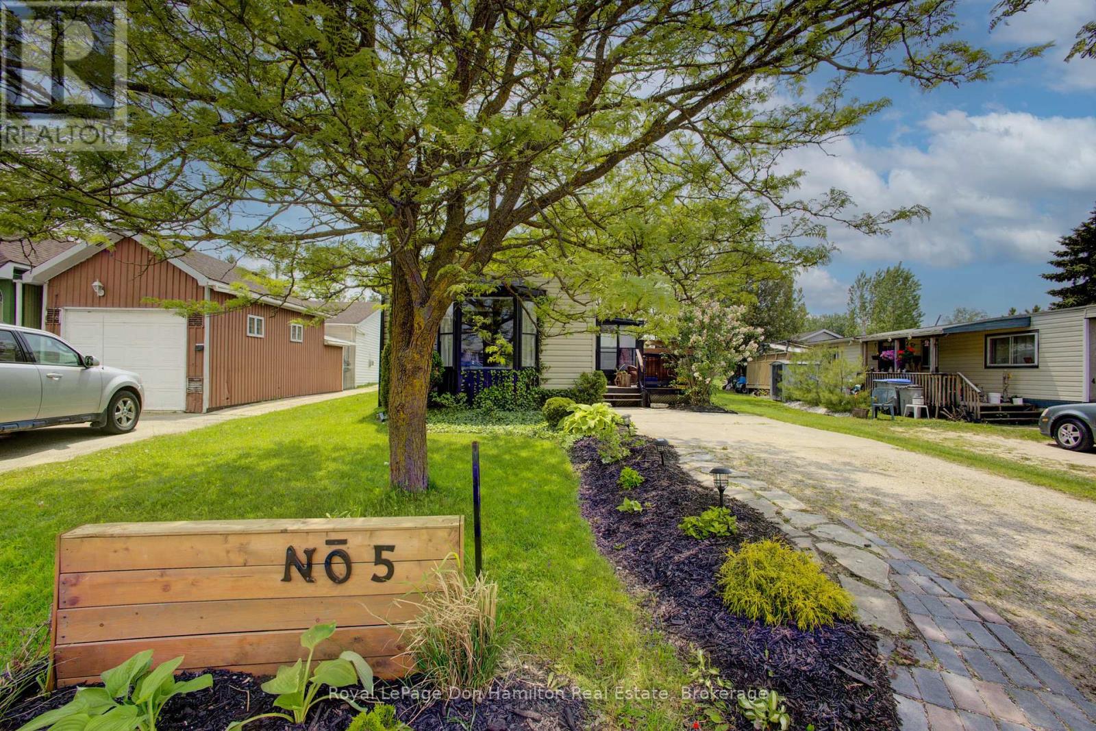 5 - 450 TREMAINE AVENUE S, North Perth (Listowel)