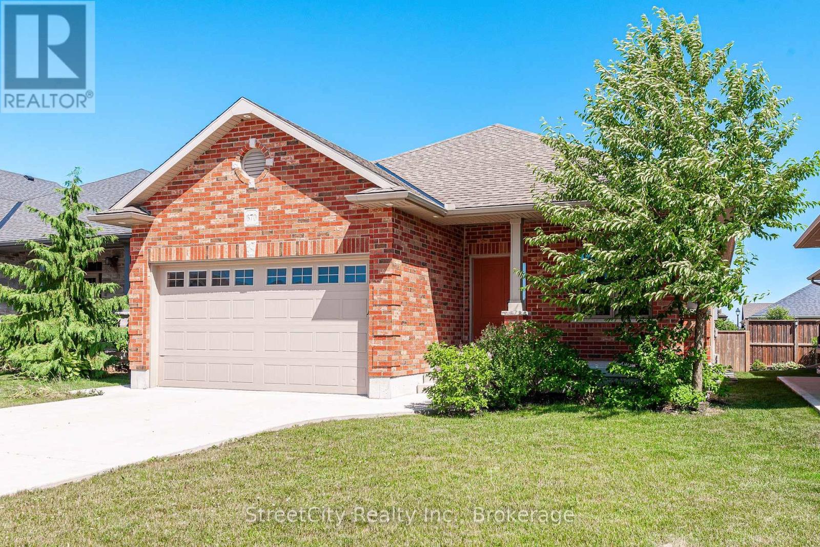 670 FORMAN AVENUE, Stratford