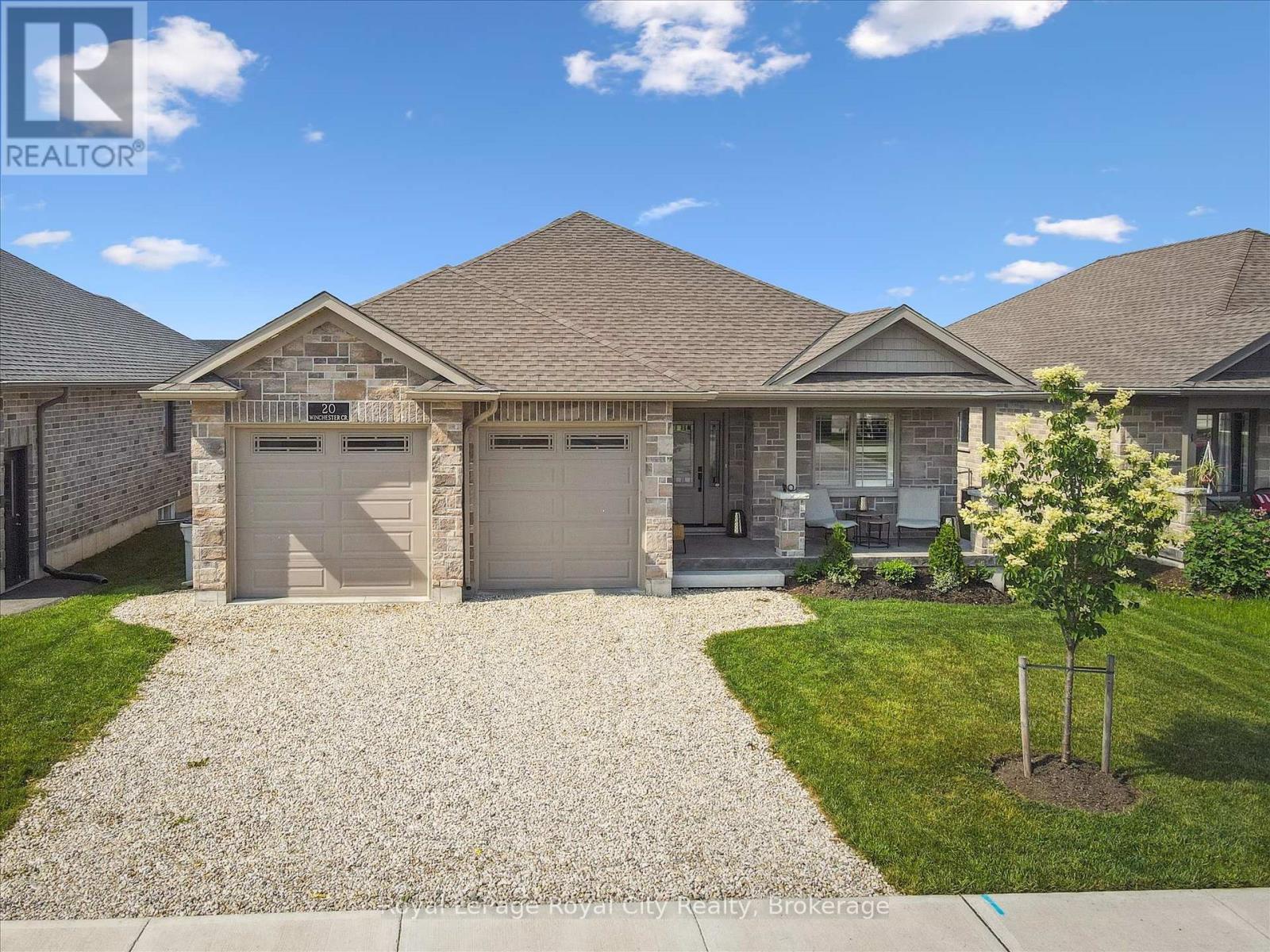 20 WINCHESTER CRESCENT, North Perth (Listowel)