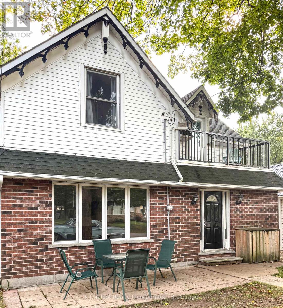 78 DUNEDIN DRIVE, Huron East (Brussels)