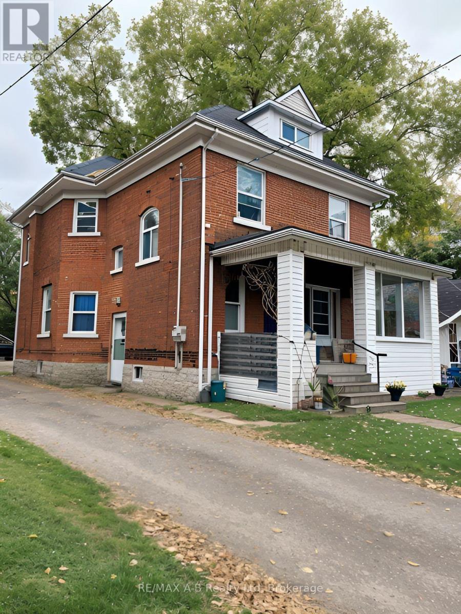 93 DOURO STREET, Stratford