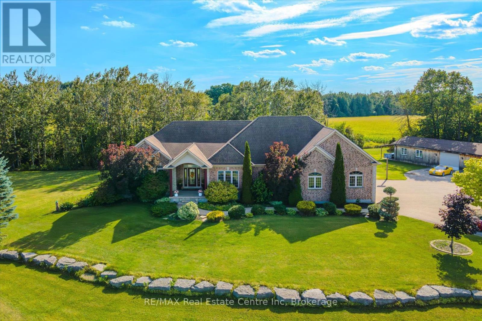 5946 WELLINGTON RD 86 ROAD, Woolwich