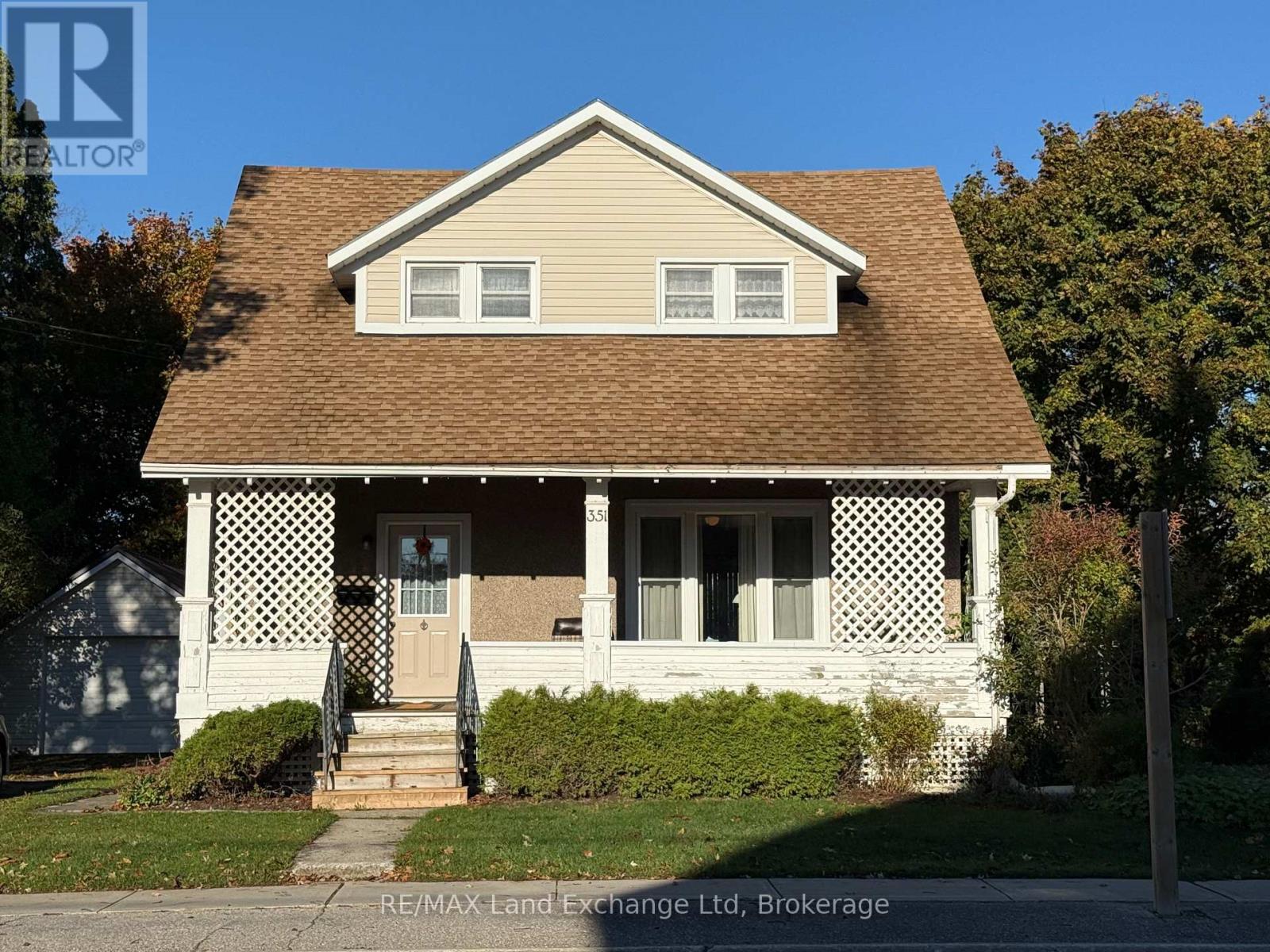 351 QUEEN STREET, North Huron (Blyth)