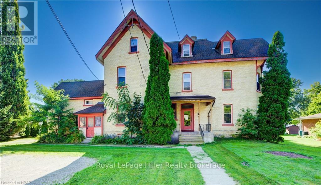 28 WILSON ST STREET, Huron East (Seaforth)