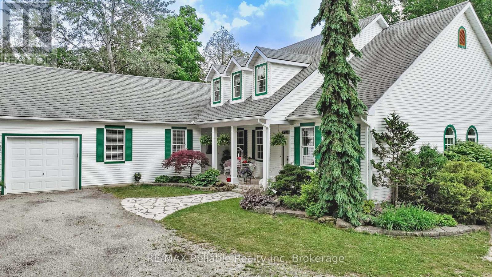 38 CAMERON STREET, Bluewater (Bayfield)